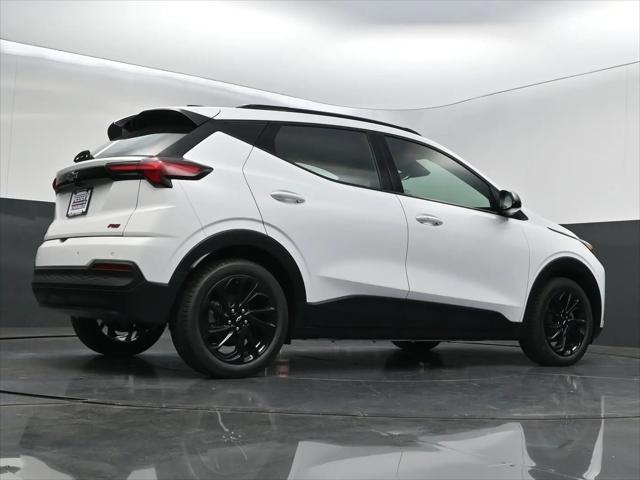 2027 Chevrolet Bolt RS FWD