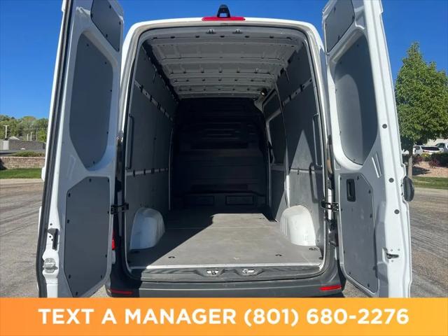2025 Mercedes-Benz Sprinter 2500 Standard Roof 4-Cyl Diesel