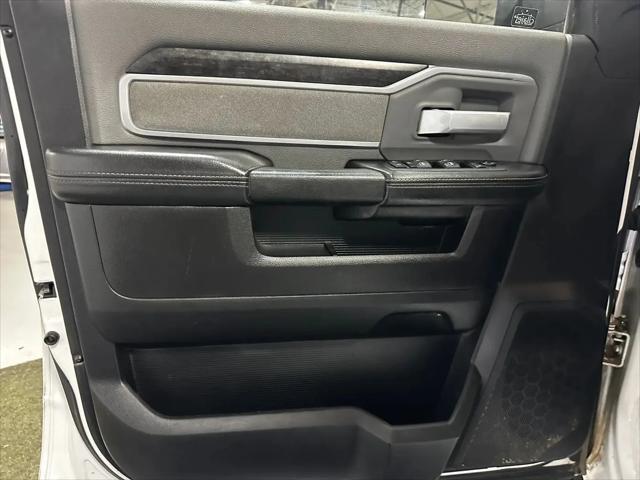 2019 Ram 3500 Big Horn Crew Cab 4x4 8' Box
