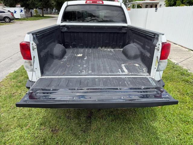 2013 Toyota Tundra Grade 5.7L V8