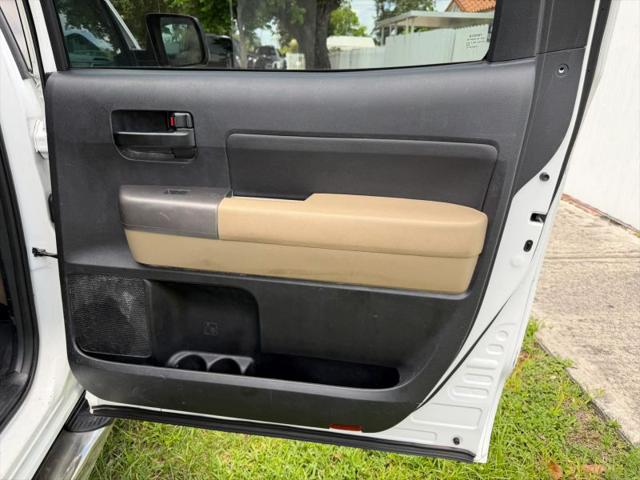 2013 Toyota Tundra Grade 5.7L V8