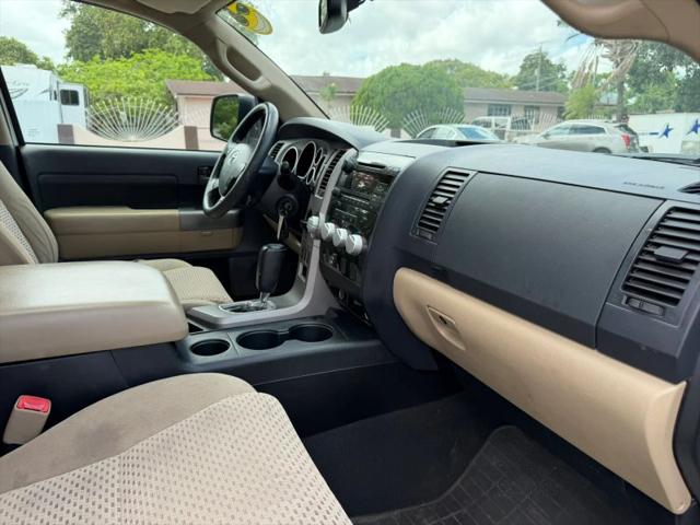 2013 Toyota Tundra Grade 5.7L V8
