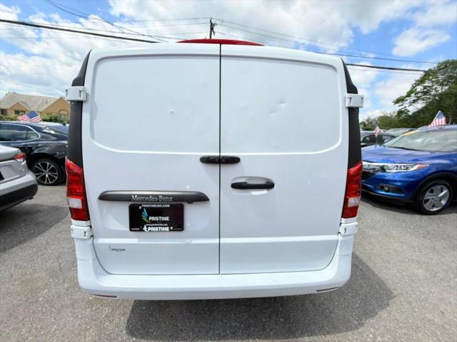 2018 Mercedes-Benz Metris Base