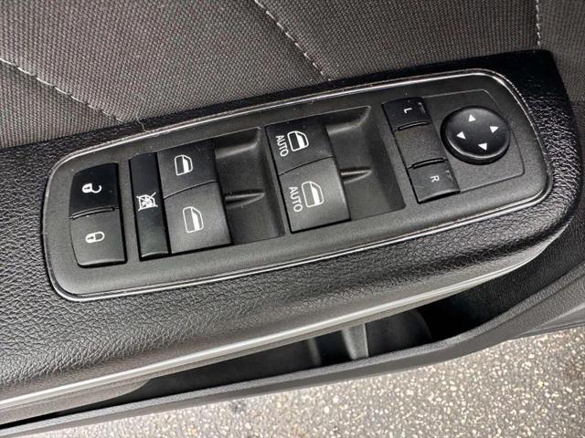 2022 Dodge Charger SXT RWD
