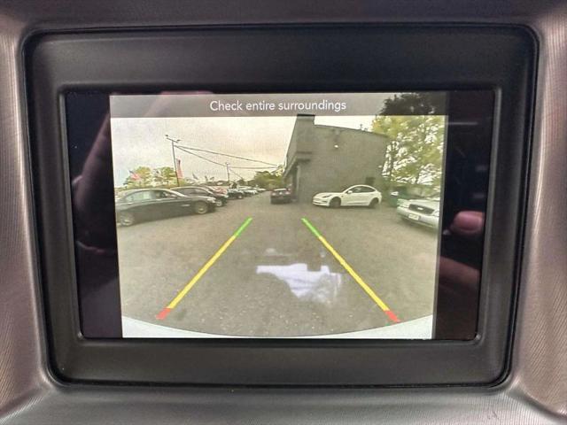 2022 Dodge Charger SXT RWD