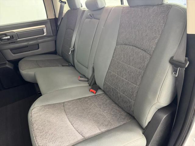 2018 Ram 1500 Big Horn Crew Cab 4x4 6'4" Box