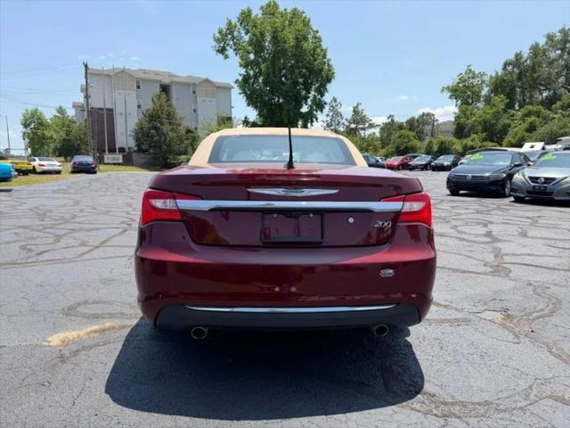 2012 Chrysler 200 Touring