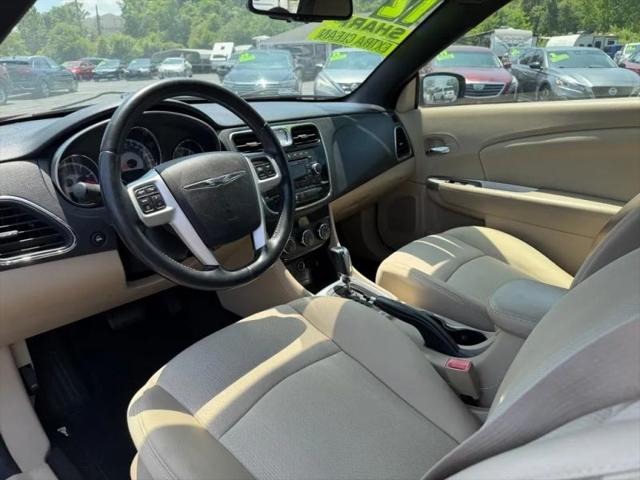 2012 Chrysler 200 Touring
