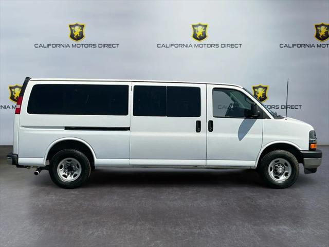 2017 Chevrolet Express LT