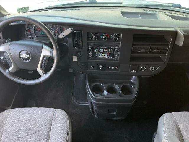 2017 Chevrolet Express LT