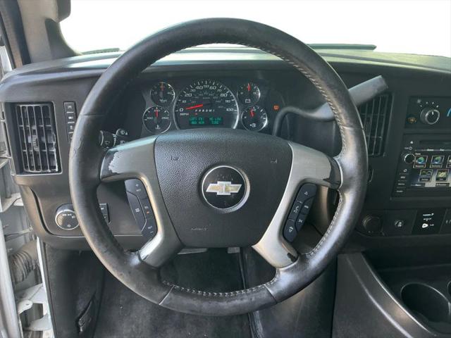 2017 Chevrolet Express LT