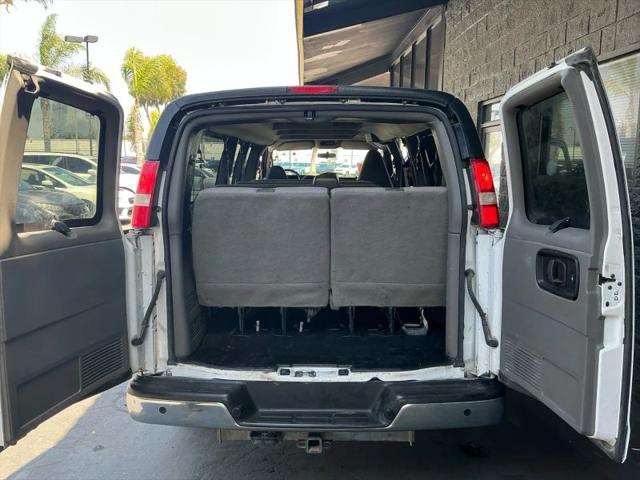 2017 Chevrolet Express LT