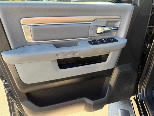 2018 Ram 1500 Big Horn Crew Cab 4x4 5'7" Box