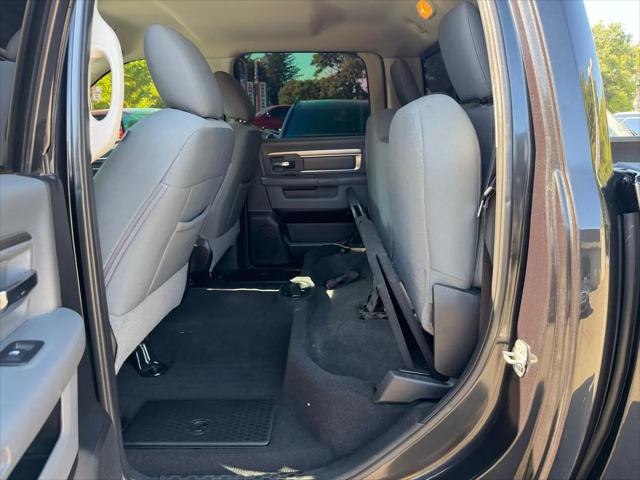 2018 Ram 1500 Big Horn Crew Cab 4x4 5'7" Box