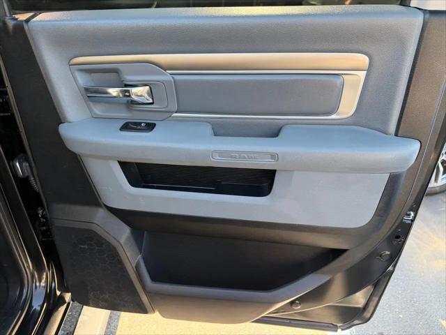 2018 Ram 1500 Big Horn Crew Cab 4x4 5'7" Box