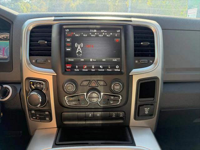 2018 Ram 1500 Big Horn Crew Cab 4x4 5'7" Box
