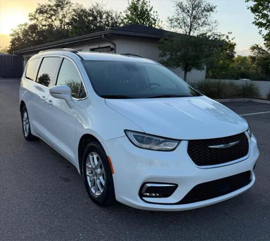 2022 Chrysler Pacifica Touring L for sale in Orlando, FL
