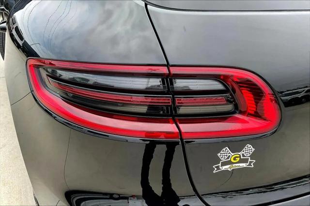 2017 Porsche Macan Macan