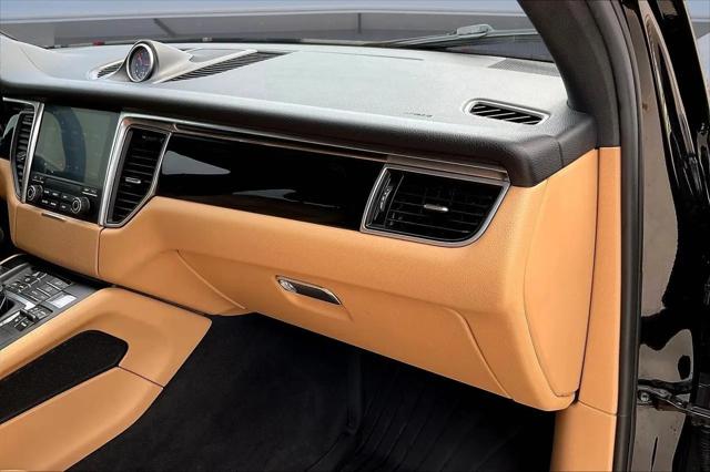 2017 Porsche Macan Macan