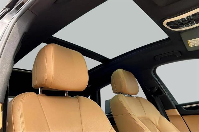 2017 Porsche Macan Macan