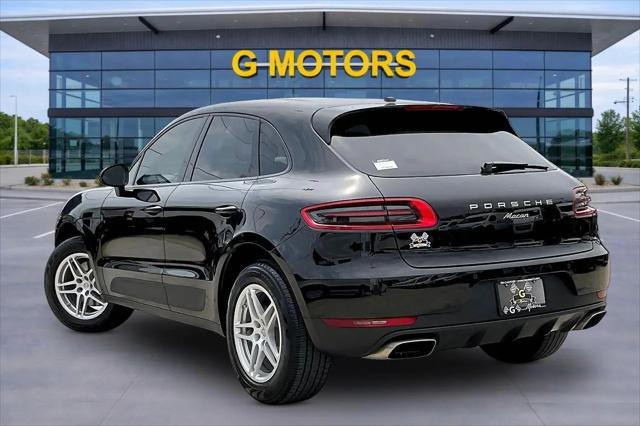 2017 Porsche Macan Macan