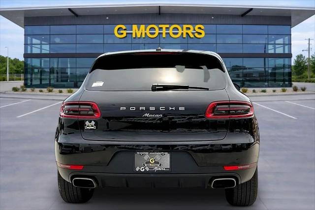 2017 Porsche Macan Macan
