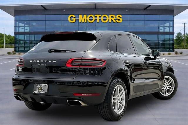 2017 Porsche Macan Macan
