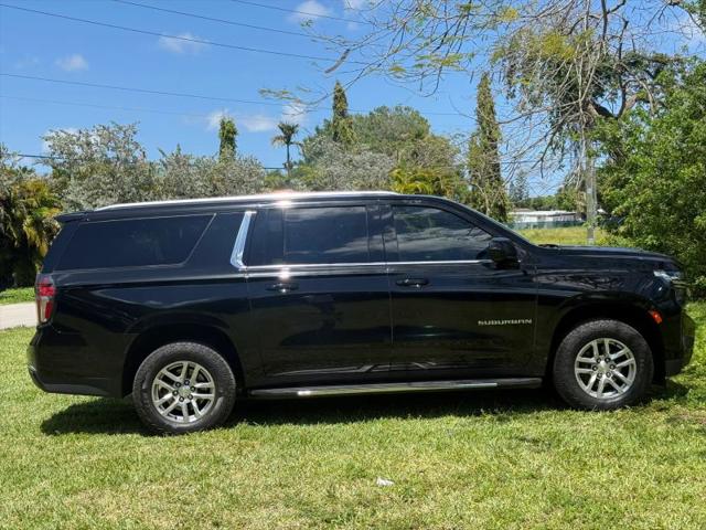 2021 Chevrolet Suburban 2WD LT