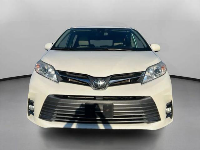 2019 Toyota Sienna XLE 7 Passenger