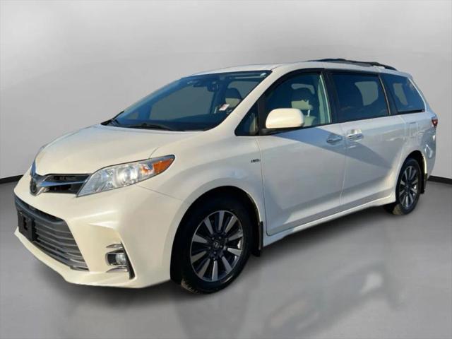 2019 Toyota Sienna XLE 7 Passenger