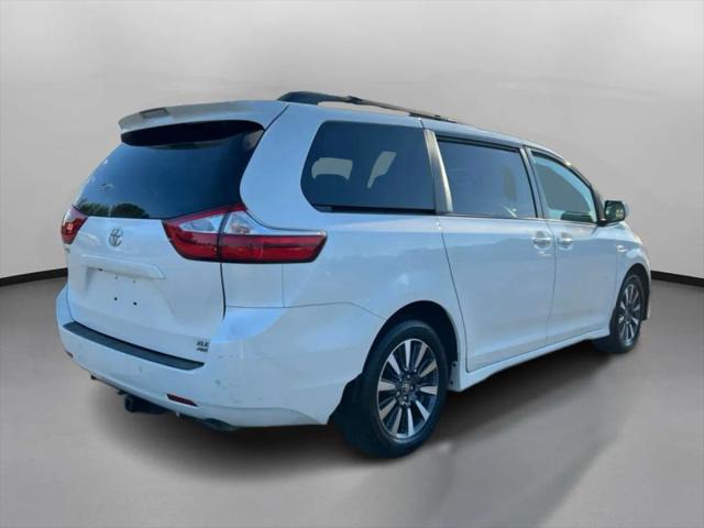 2019 Toyota Sienna XLE 7 Passenger