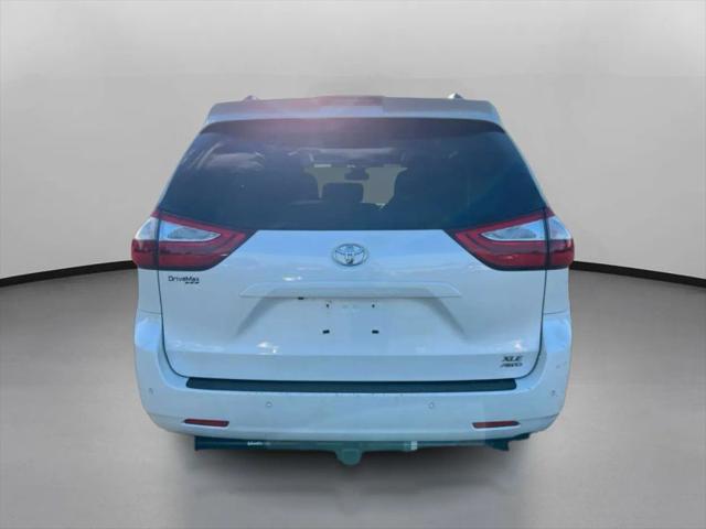 2019 Toyota Sienna XLE 7 Passenger
