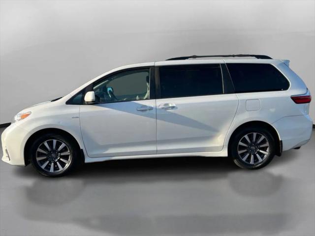 2019 Toyota Sienna XLE 7 Passenger