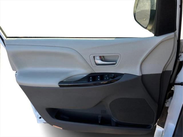 2019 Toyota Sienna XLE 7 Passenger