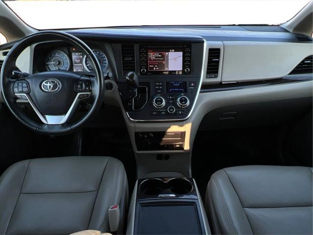 2019 Toyota Sienna XLE 7 Passenger