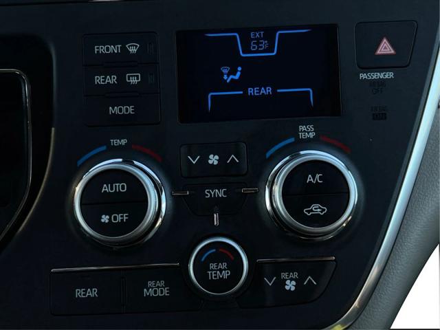2019 Toyota Sienna XLE 7 Passenger
