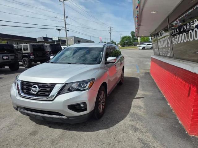 2019 Nissan Pathfinder SL
