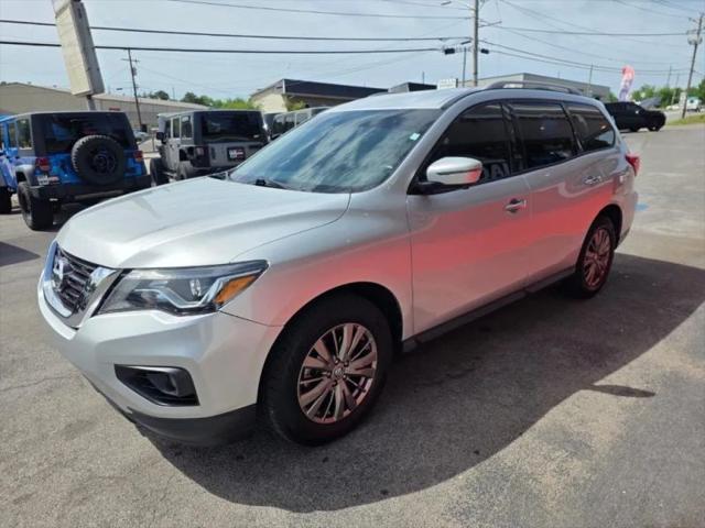 2019 Nissan Pathfinder SL
