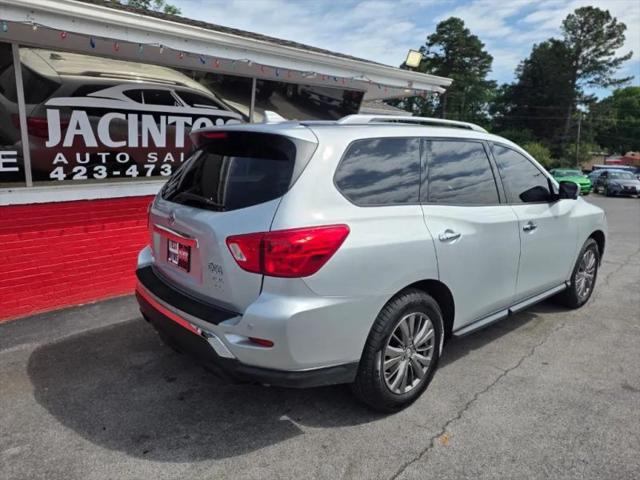 2019 Nissan Pathfinder SL