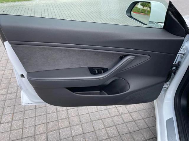 2020 Tesla Model 3 Standard Range Plus Rear-Wheel Drive