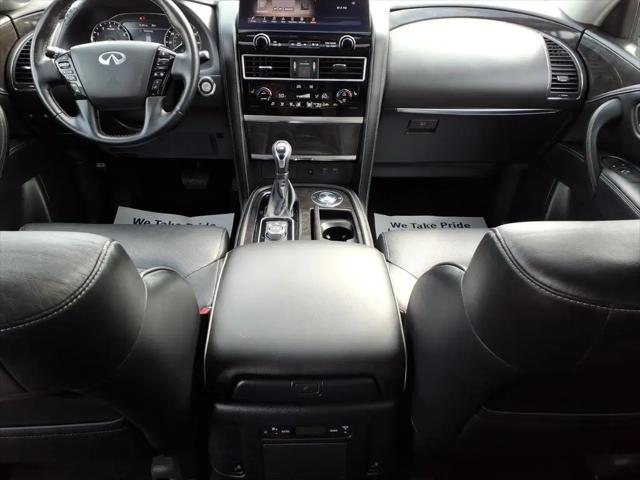 2024 INFINITI QX80 LUXE