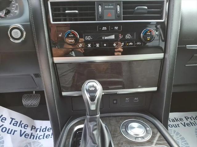 2024 INFINITI QX80 LUXE