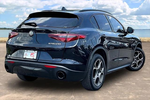 2022 Alfa Romeo Stelvio Sprint AWD