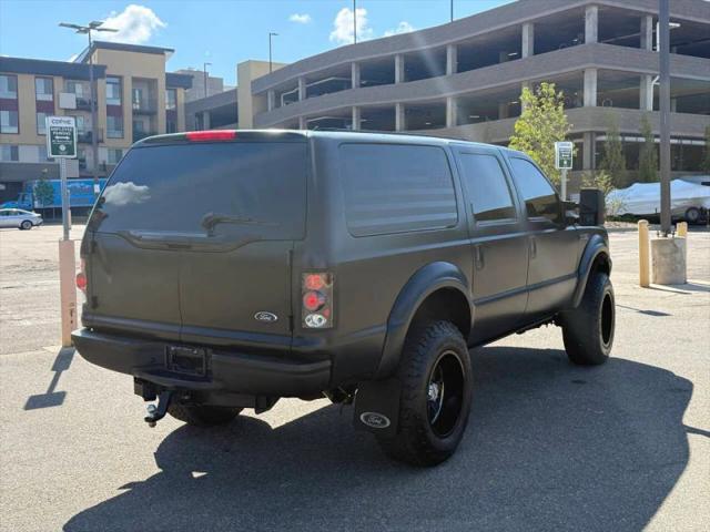 2004 Ford Excursion XLS