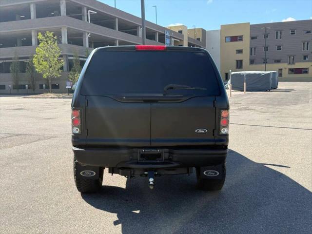 2004 Ford Excursion XLS