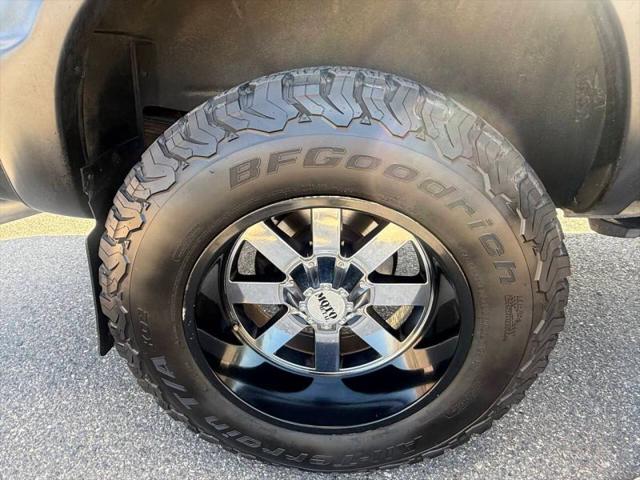 2004 Ford Excursion XLS