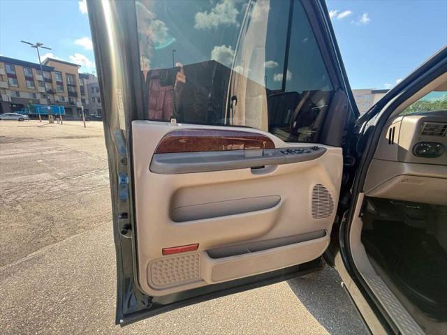 2004 Ford Excursion XLS
