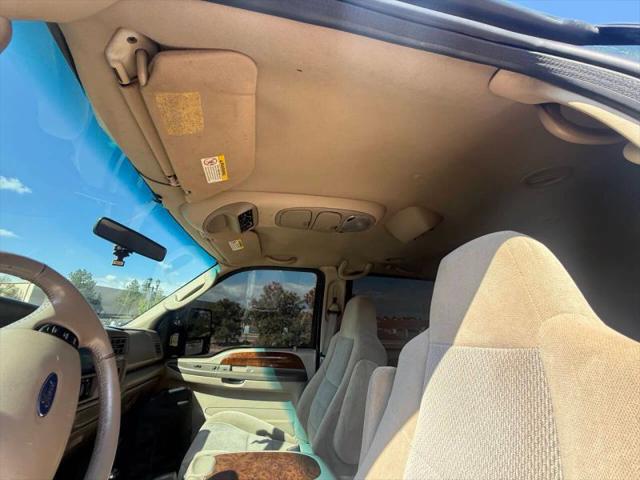 2004 Ford Excursion XLS