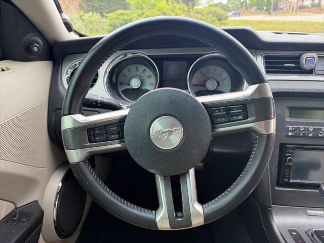 2010 Ford Mustang V6 Premium