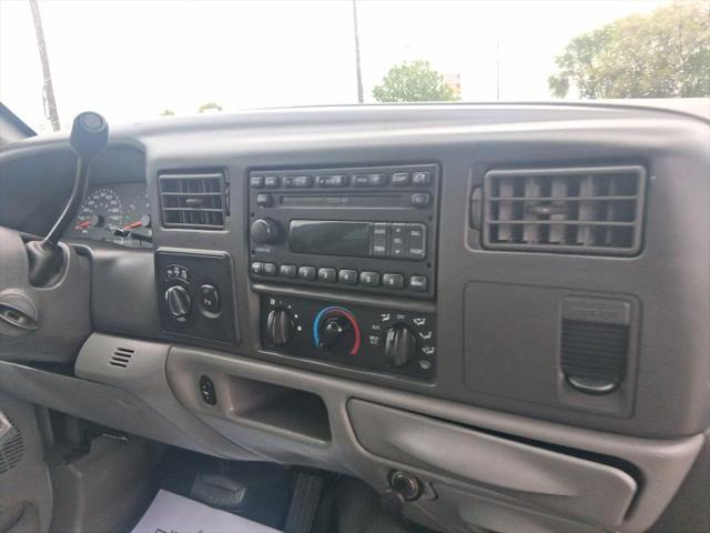 2004 Ford F-350 Lariat